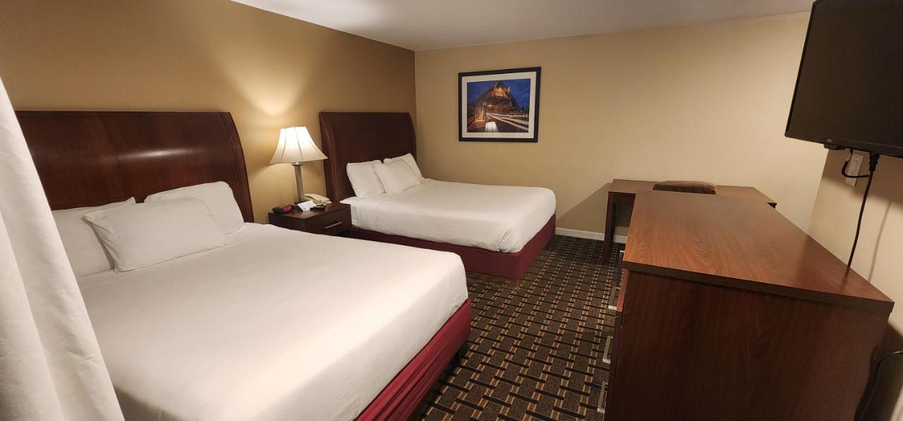 Nashoba Valley Inn & Suites Ayer Екстериор снимка