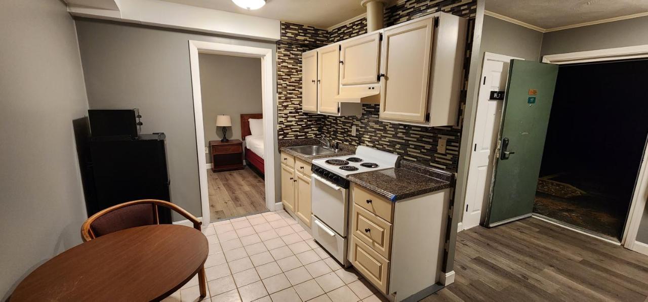 Nashoba Valley Inn & Suites Ayer Екстериор снимка