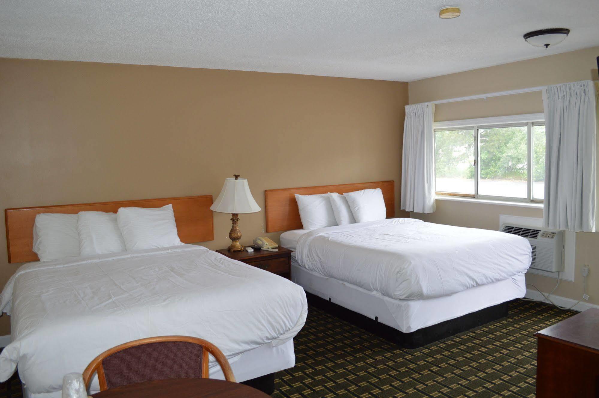 Nashoba Valley Inn & Suites Ayer Екстериор снимка